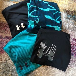 Under Armour Boys Shorts:   Lot of 4 Shorts